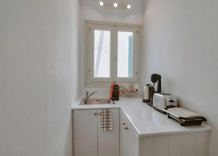 Meltemi Antiparos Town