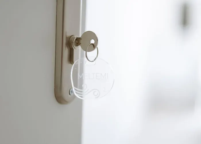 Meltemi * Antiparos Town