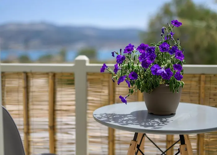 Meltemi * Antiparos Town