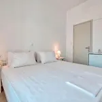 Meltemi Ξενοδοχείο *
